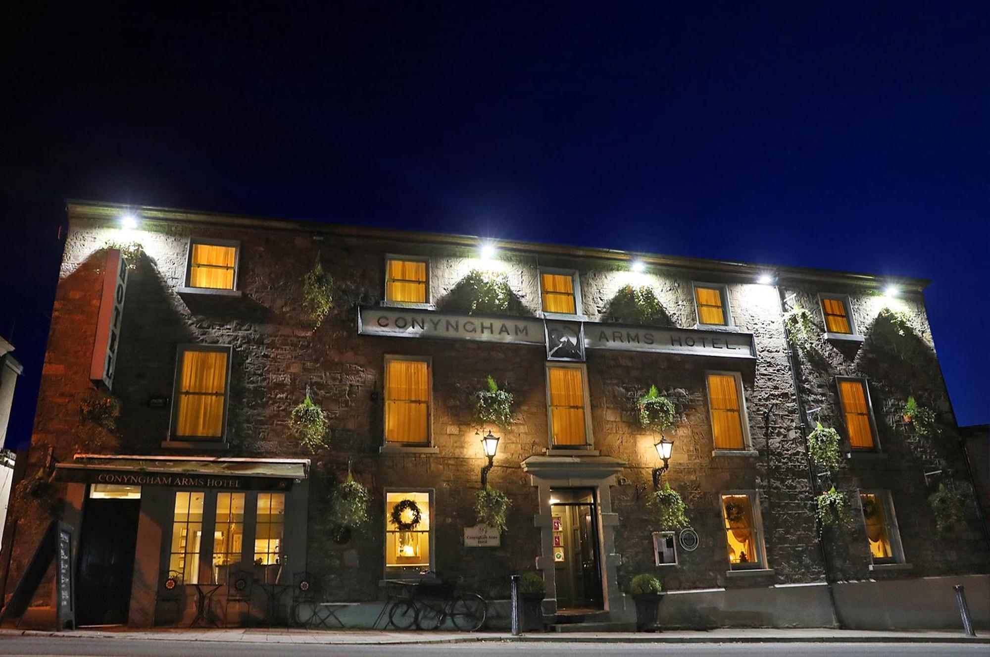 סליין Conyngham Arms Hotel מראה חיצוני תמונה