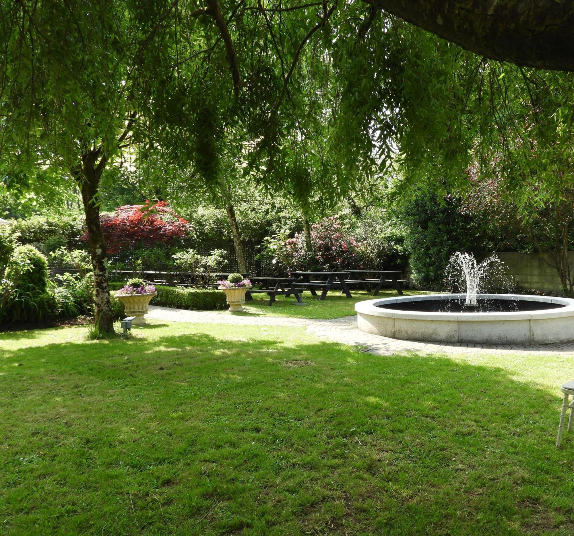 סליין Conyngham Arms Hotel מראה חיצוני תמונה